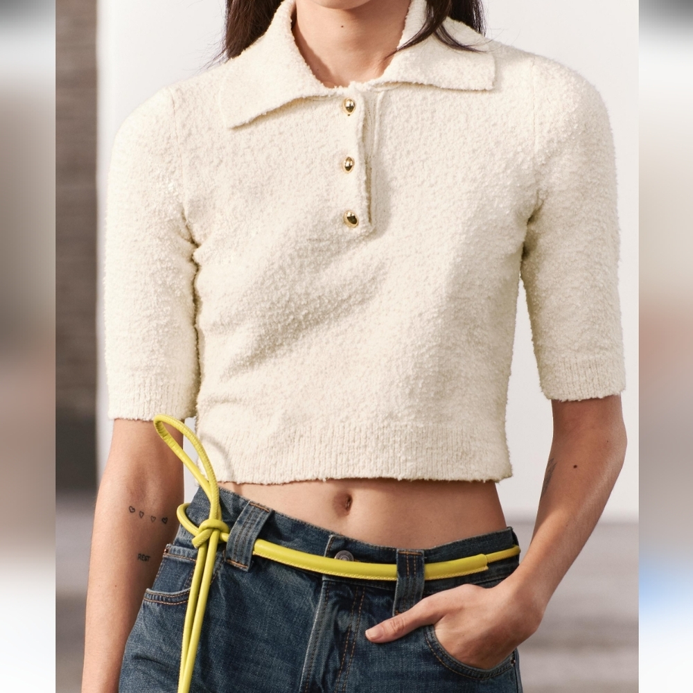 WOMEN'S ZARA COLLARED OFF WHITE BEIGE PULLOVER CROPPED SWEATER GOLD BUTTONS $45